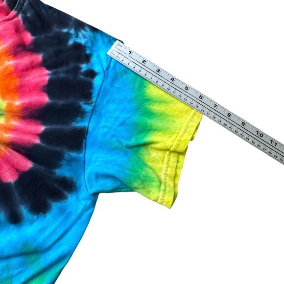 New Era Philadelphia Phillies T-Shirt Mens Medium Multi Rainbow Tie-Dye Pullover - Picture 7 of 10